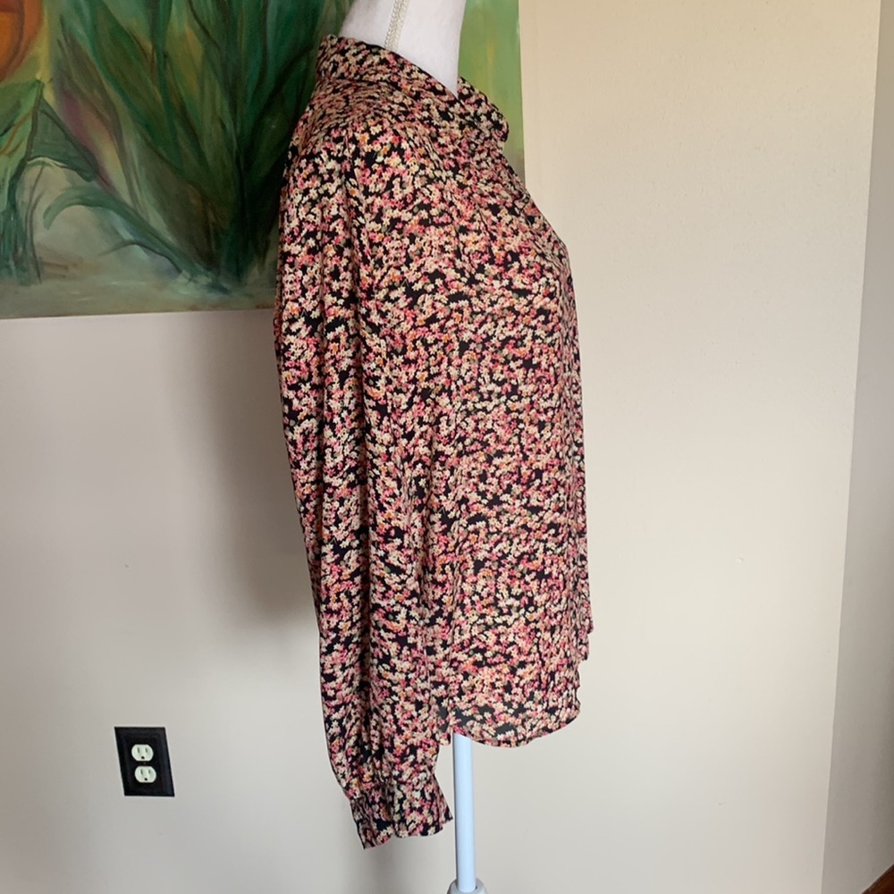 H&M Floral Button-Down Blouse - Picture 4 of 6